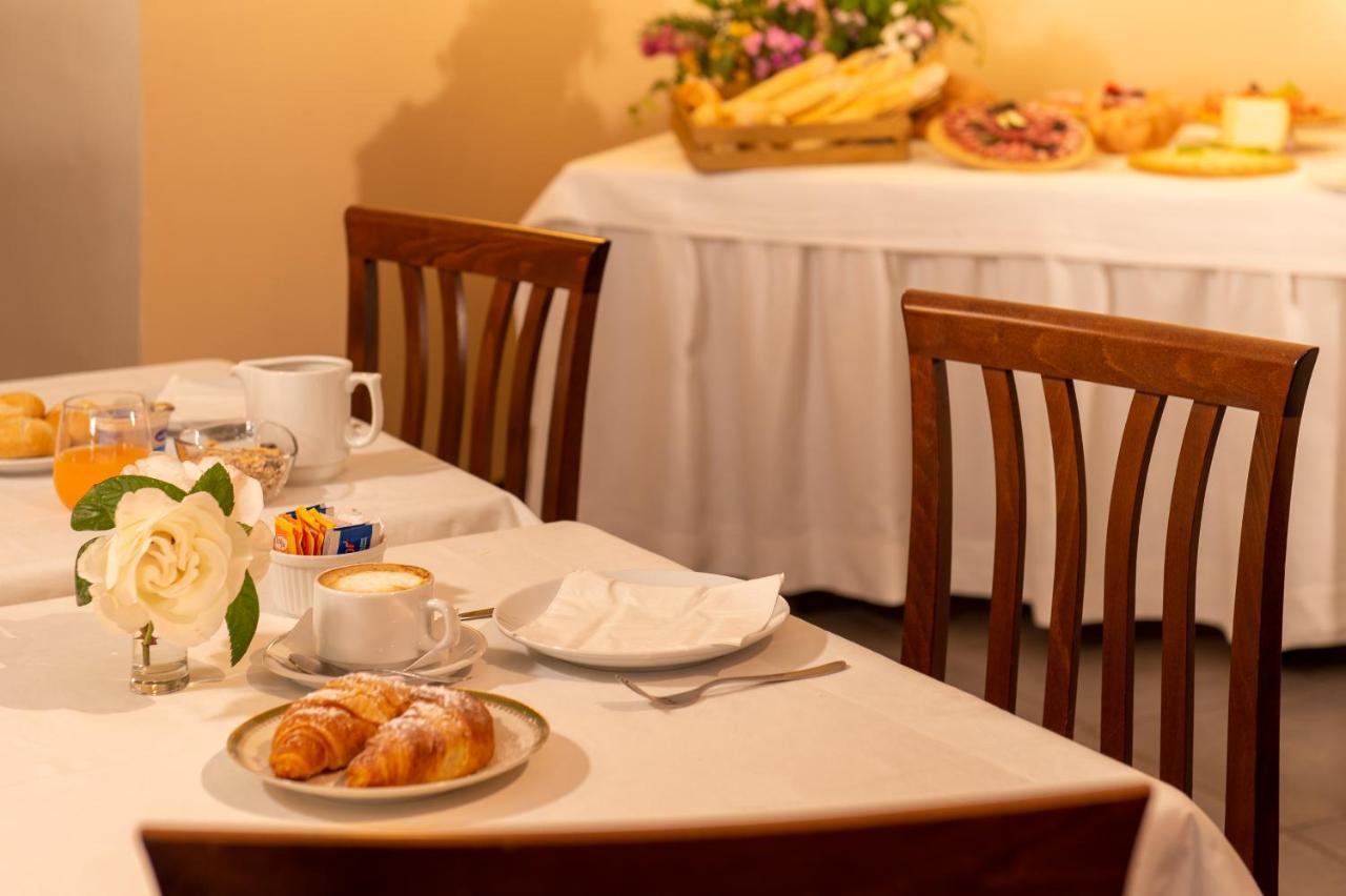 Hotel Minerva Assisi Dış mekan fotoğraf