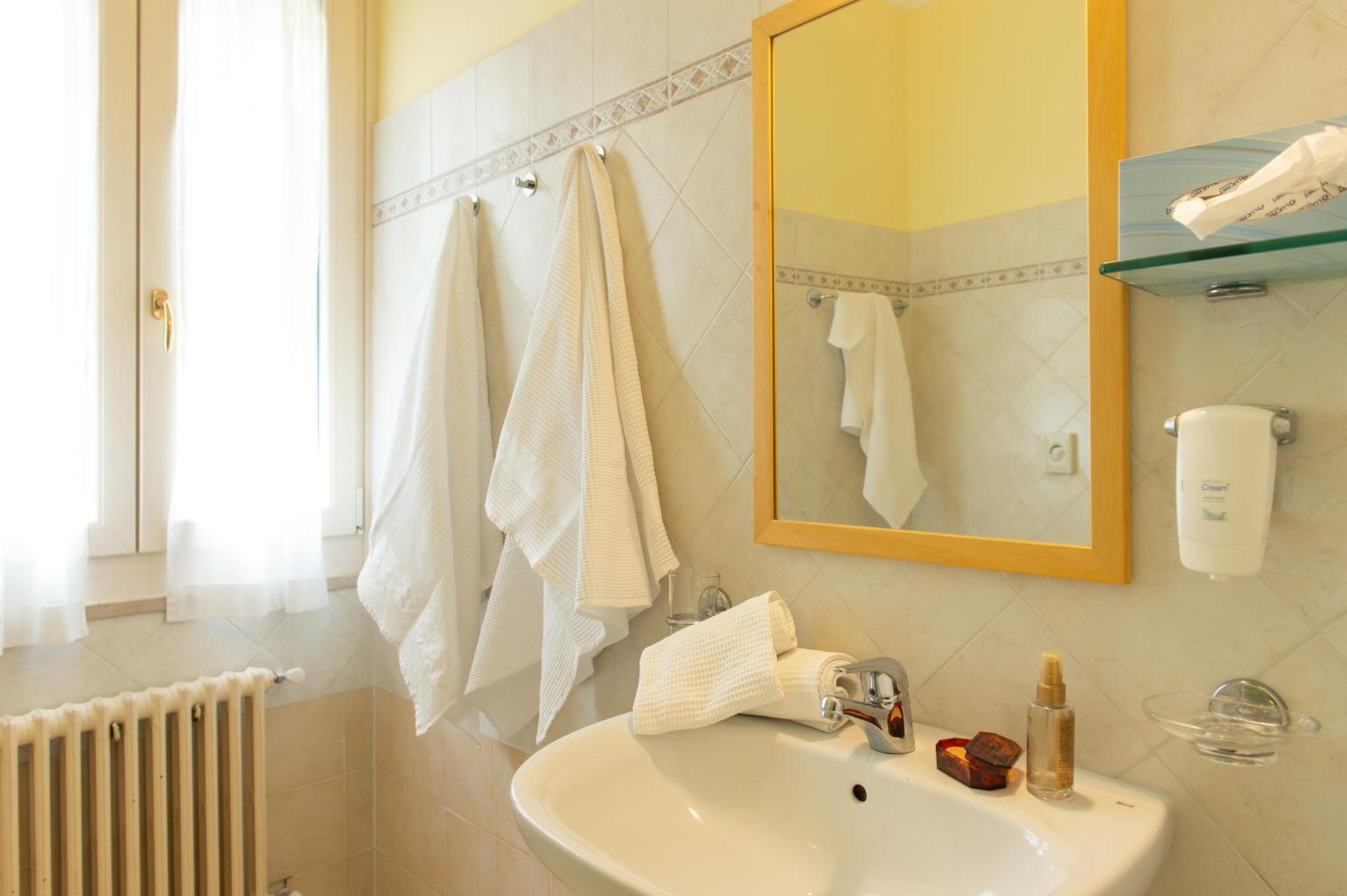 Hotel Minerva Assisi Dış mekan fotoğraf